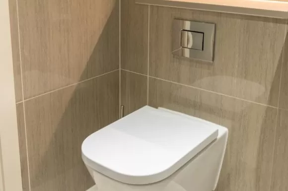 Remplacement de WC suspendu à Montbrison, Montbrison, Marchand SAS